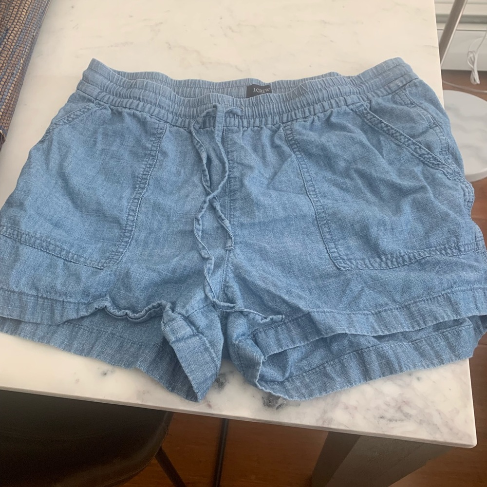 J crew short in small size